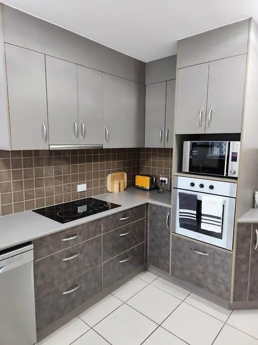 Mooloolaba Coastal Apartment